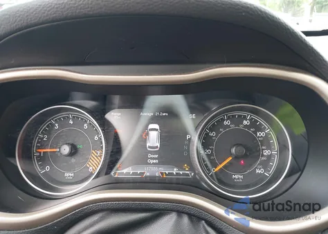 2015 Jeep Cherokee Limited z USA, uszkodzony, nr VIN 1C4PJMDS3FW753008